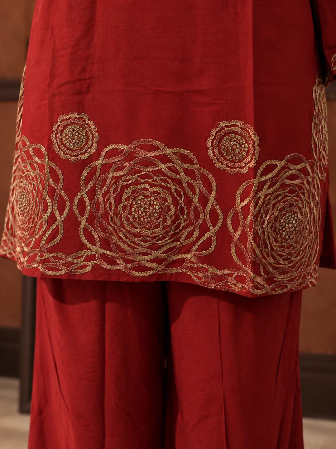 Dailyfab Orange Gold Embroidered Tassel Detail Co-ord Set in Muslin - Image 4