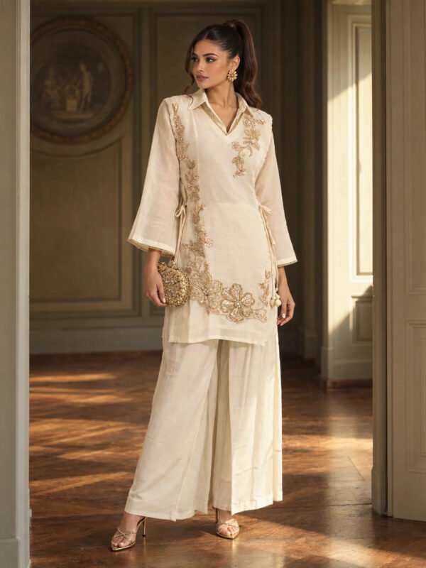 Dailyfab Off White Floral Appliqué Tie-Up 3 Piece Co-ord Set in Mul Chanderi