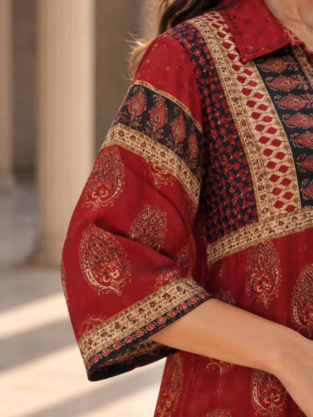 Dailyfab Maroon & Black Embellished Paisley Print Co-Ord Set in Crepe - Image 4