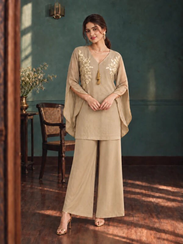 Dailyfab Beige Golden Foil Floral Tassel Detail Co-ord Set in Muslin