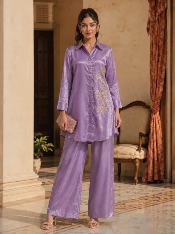 Dailyfab Lavender Sequin Embroidered Front-Slit Co-Ord Set in Crepe