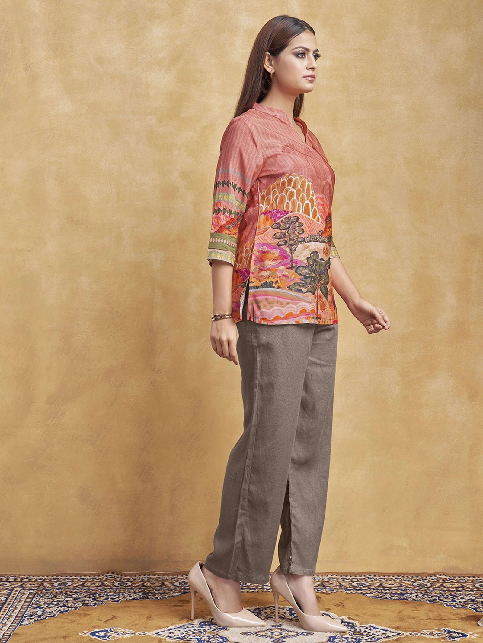 Dusty Pink Printed Short Kurti in Muslin - Image 4